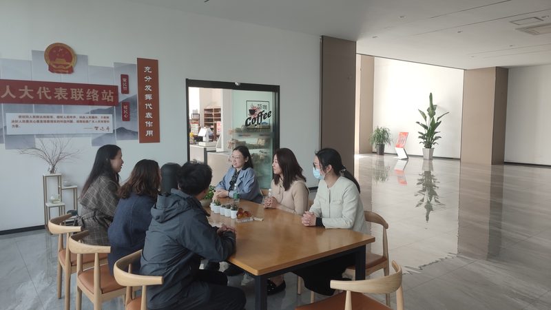 服装直播代运营公司收费揭秘：揭秘背后的逻辑与策略